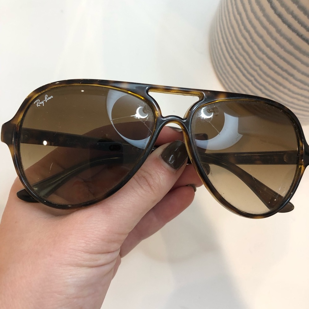 Tortoise aviator rayban classics